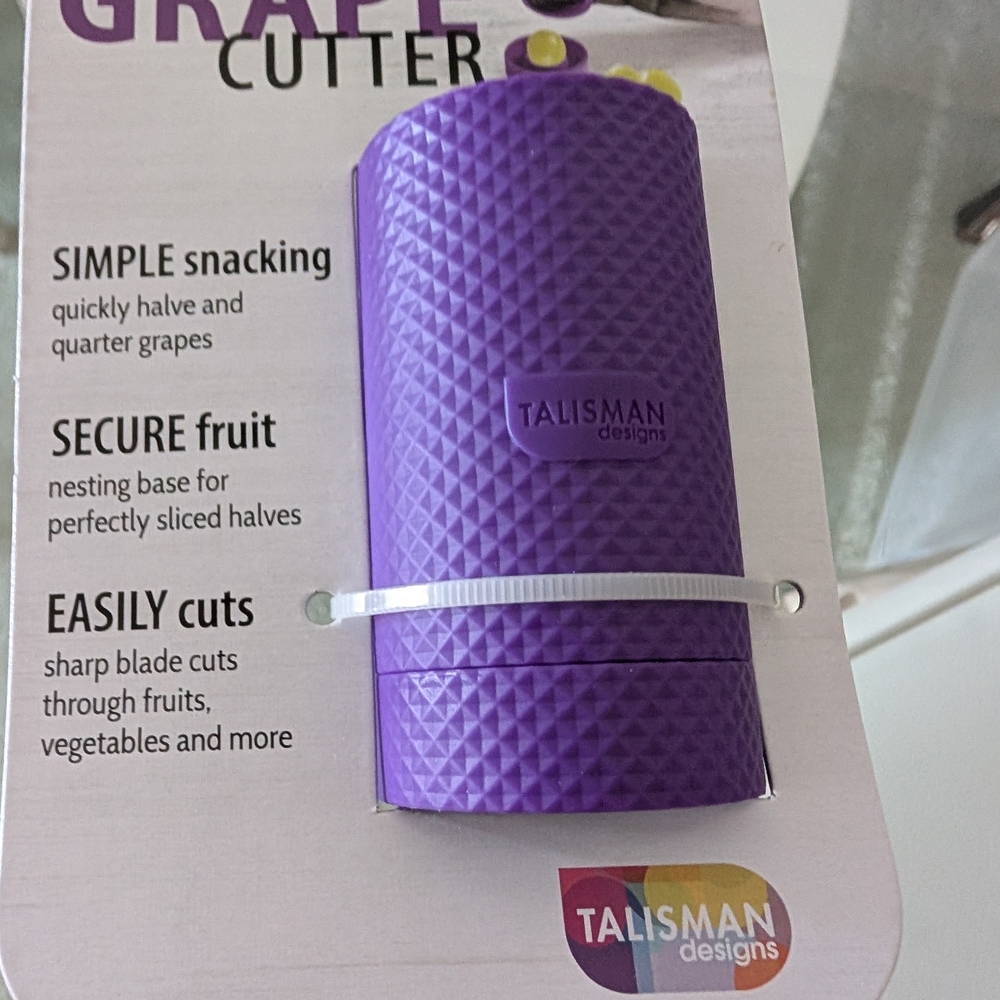 Purple Grape Cutter